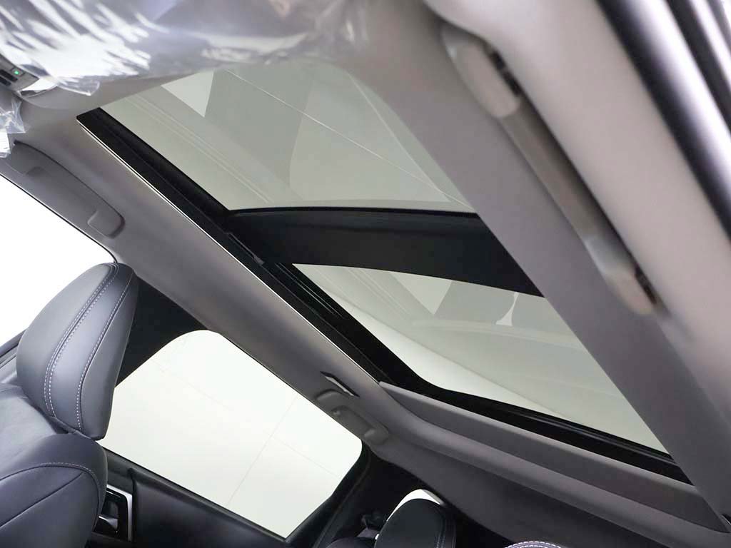 New 2026 Mitsubishi Outlander SE FWD image 21