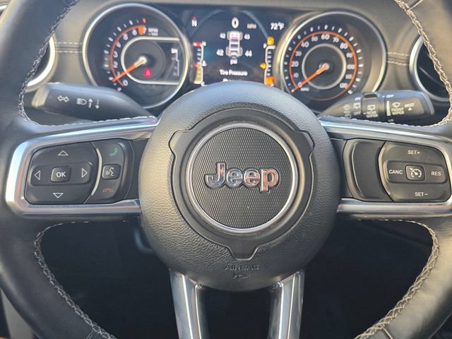Used 2022 Jeep Wrangler Unlimited Sahara w/ Cold Weather Group AWD/4WD image 32