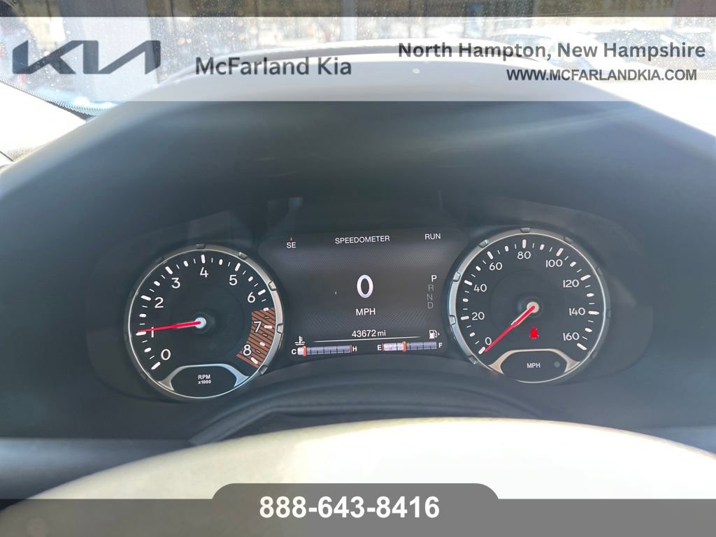 Used 2023 Jeep Renegade Limited image 16