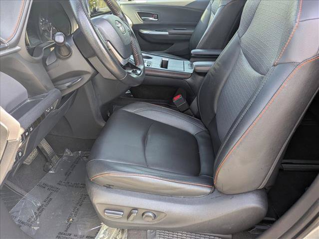 Used 2021 Toyota Sienna XSE w/ XSE Plus Package FWD image 17
