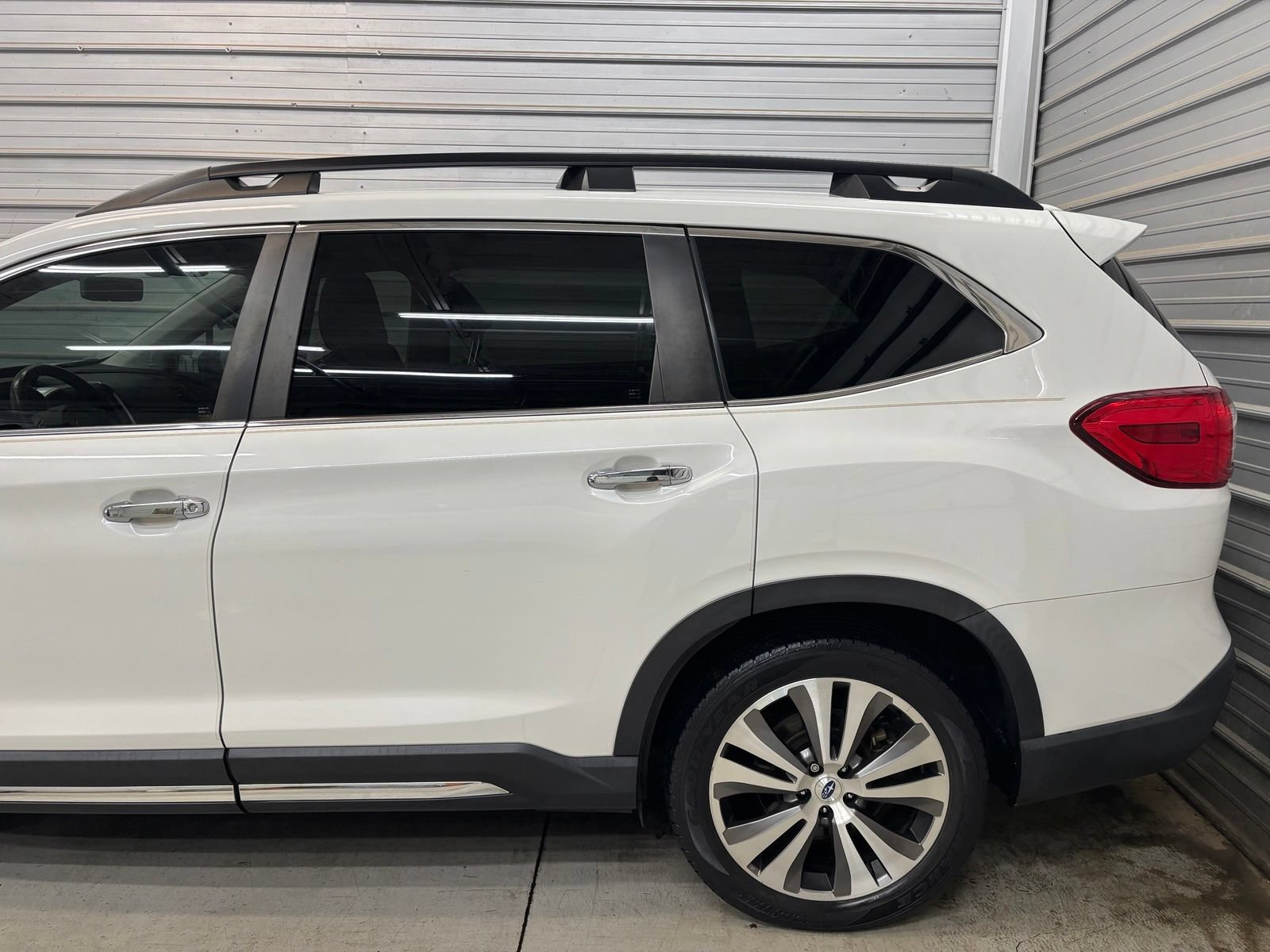 Used 2019 Subaru Ascent Touring w/ Popular Package #3 AWD/4WD image 5