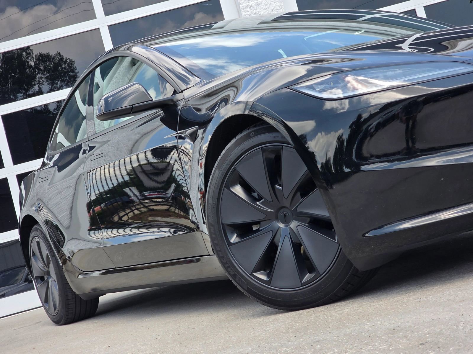 Used 2024 Tesla Model 3 Long Range AWD/4WD image 8