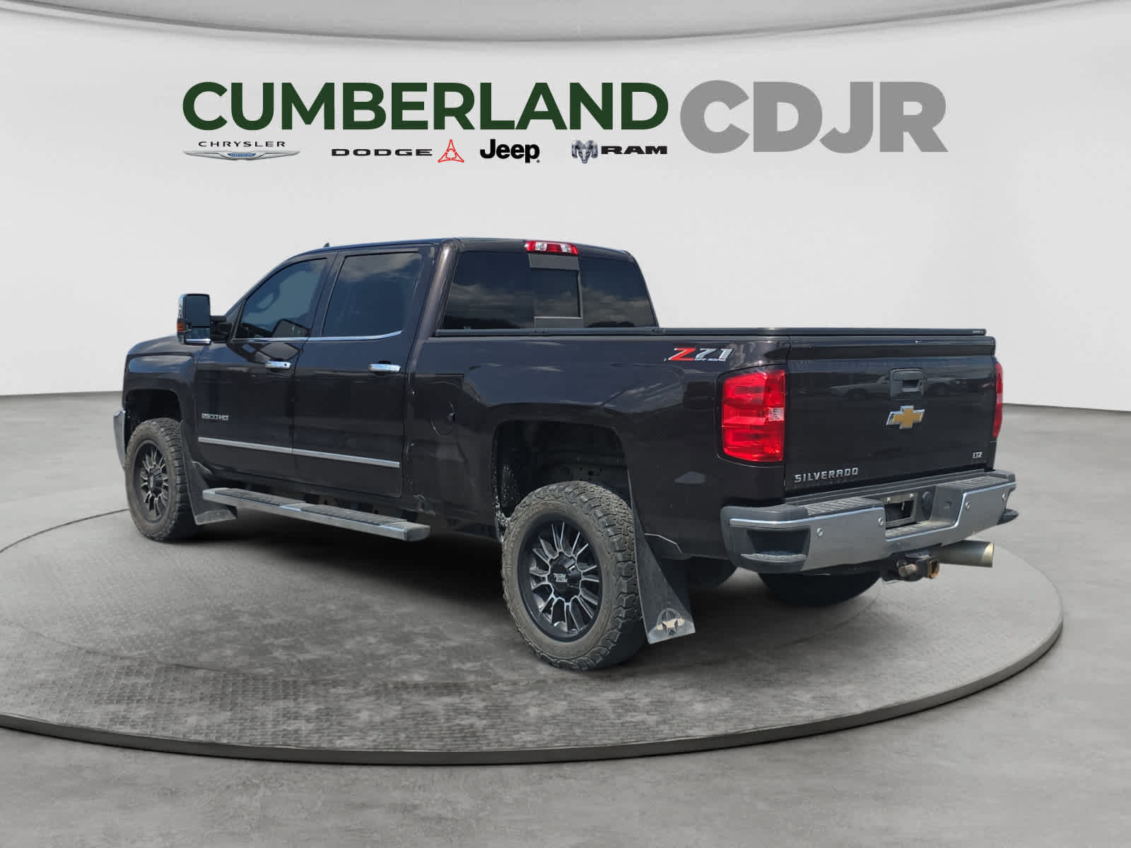 Used 2018 Chevrolet Silverado 2500 LTZ w/ Duramax Plus Package AWD/4WD image 4