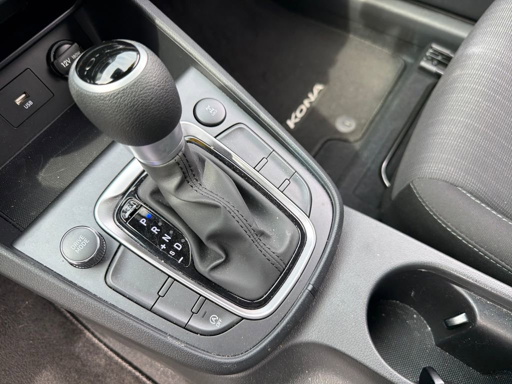 Certified 2023 Hyundai Kona SEL AWD/4WD image 23