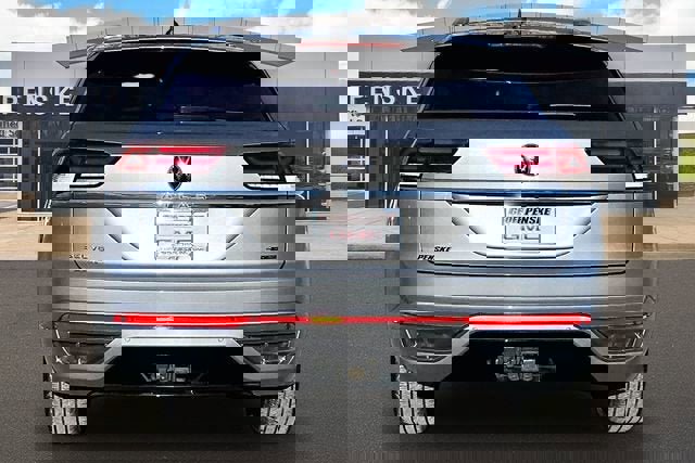 Used 2023 Volkswagen Atlas Cross Sport SEL Premium R-Line AWD/4WD image 4