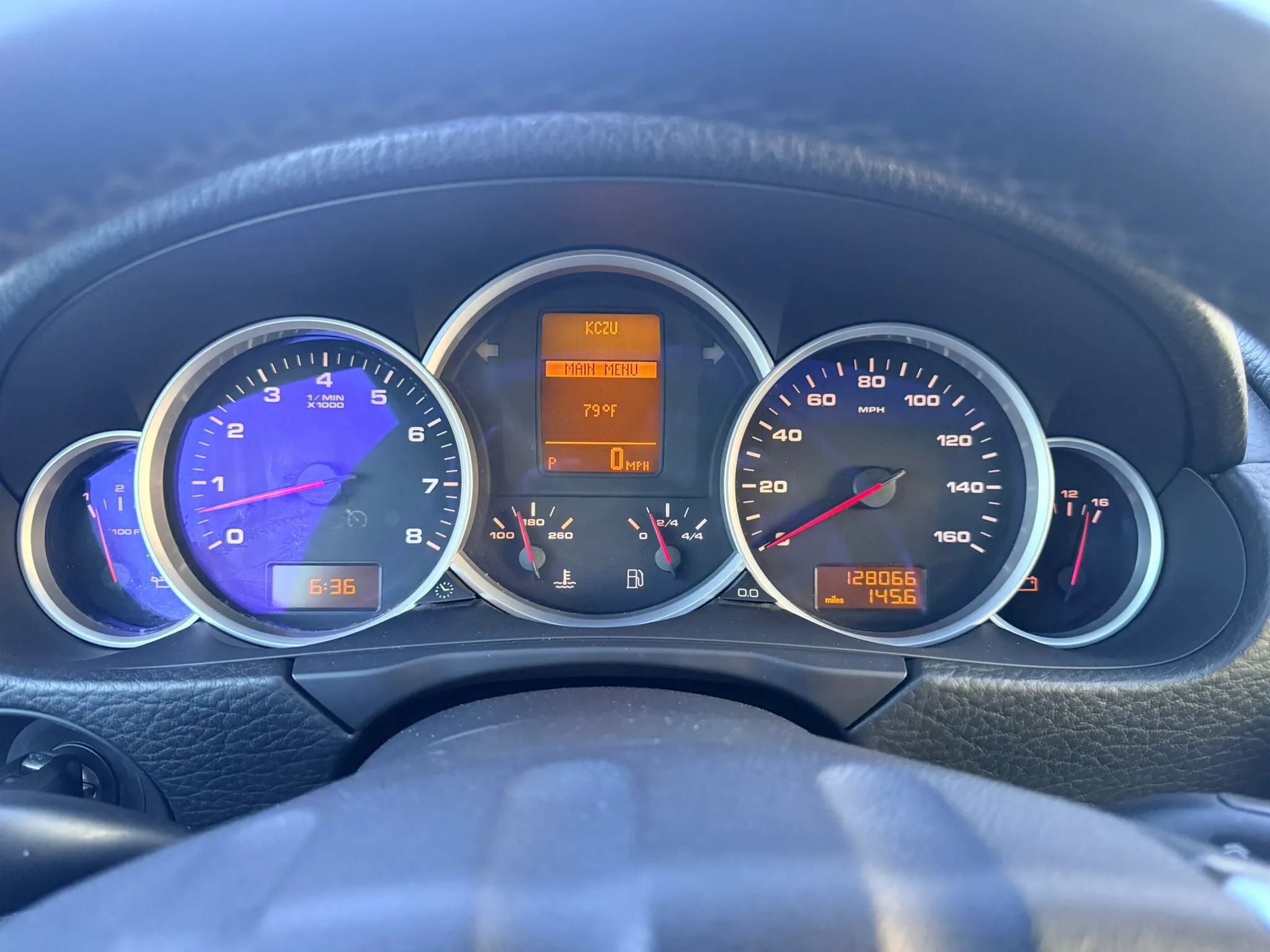 Used 2010 Porsche Cayenne GTS AWD/4WD image 8