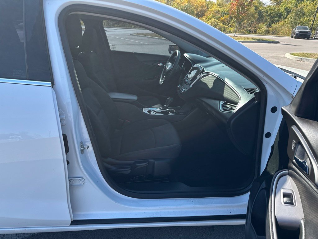 Used 2019 Chevrolet Malibu LS FWD image 20