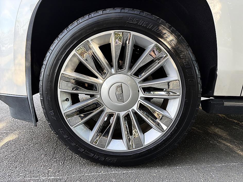 Used 2016 Cadillac Escalade Platinum image 8