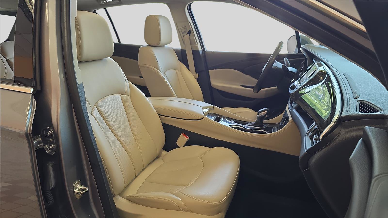 Used 2020 Buick Envision Premium w/ Driver Confidence Package AWD/4WD image 12
