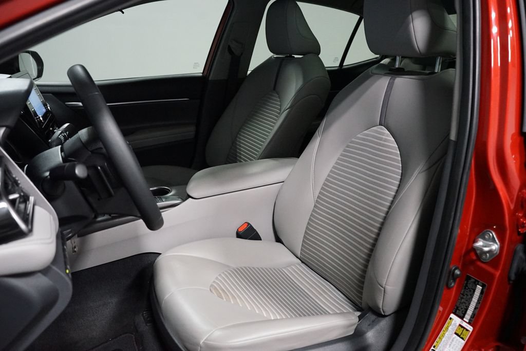 Certified 2024 Toyota Camry SE FWD image 25