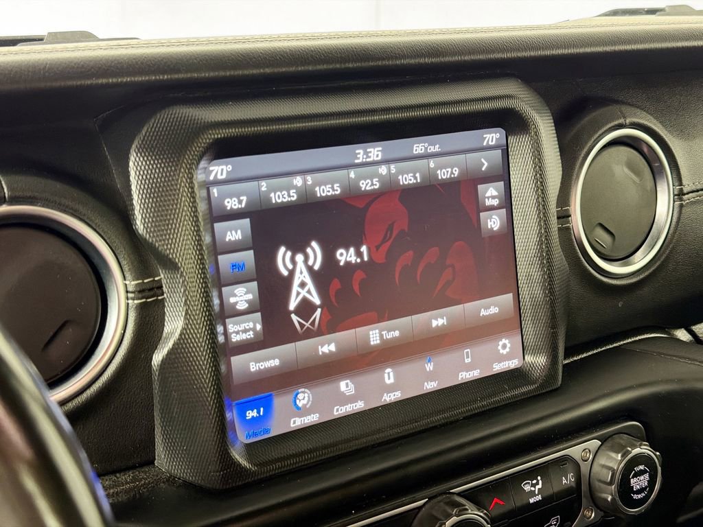 Used 2021 Jeep Wrangler Unlimited Sahara w/ Uconnect 4C Nav & Sound Group image 15