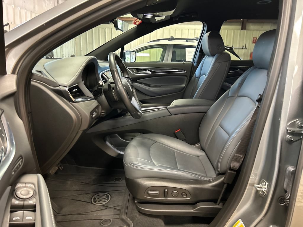 Used 2024 Buick Enclave Premium AWD/4WD image 14