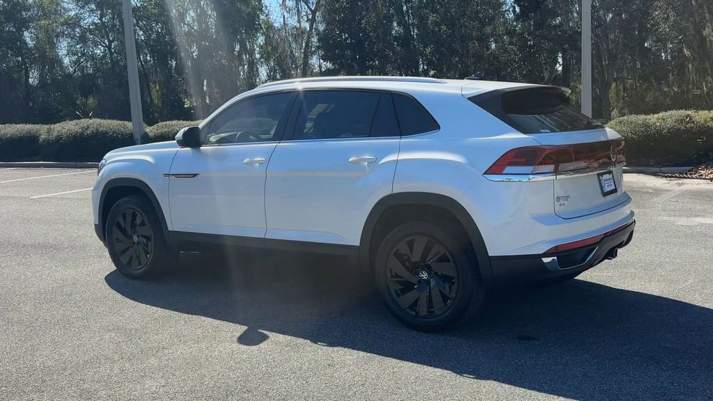 New 2026 Volkswagen Atlas Cross Sport SE image 6