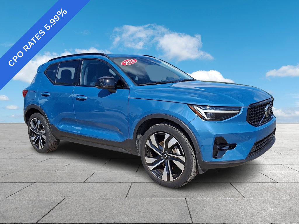 Used 2023 Volvo XC40 B5 Ultimate w/ Protection Package Premier
