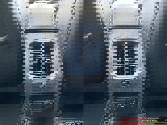 Used 2019 Jeep Cherokee Limited w/ Luxury Group image 23