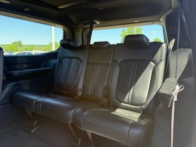 Used 2024 Jeep Wagoneer Series III w/ Premium Group I AWD/4WD image 42