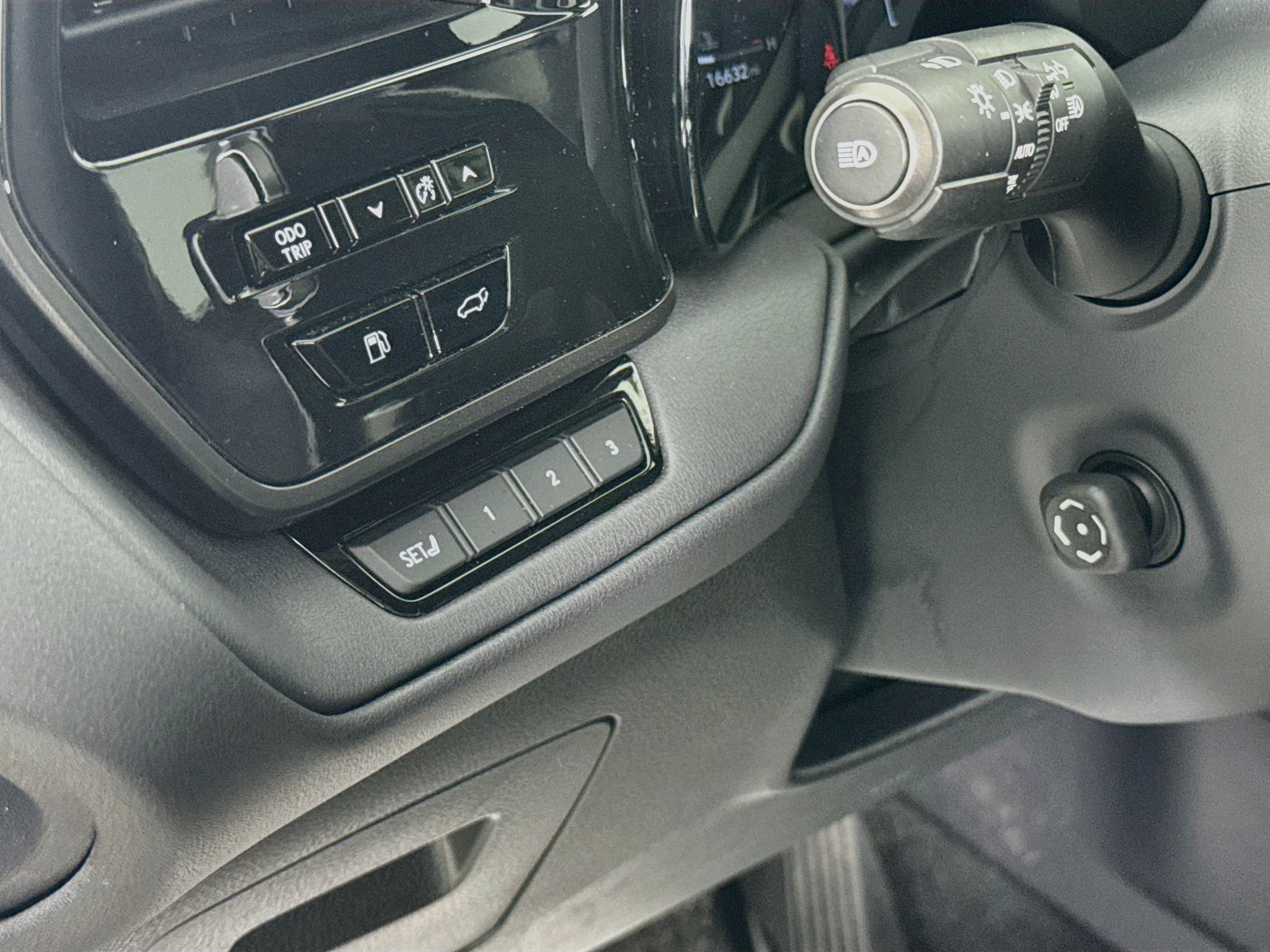 Certified 2025 Lexus TX 350 AWD w/ Technology Package image 10
