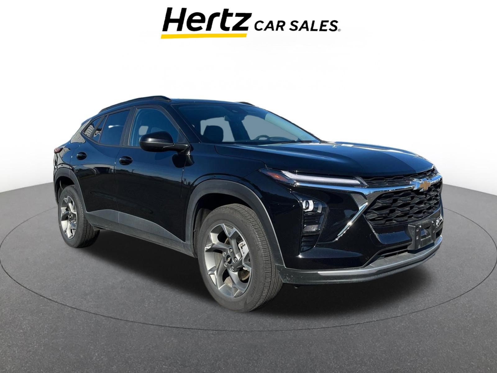 Used 2025 Chevrolet Trax LT FWD image 1