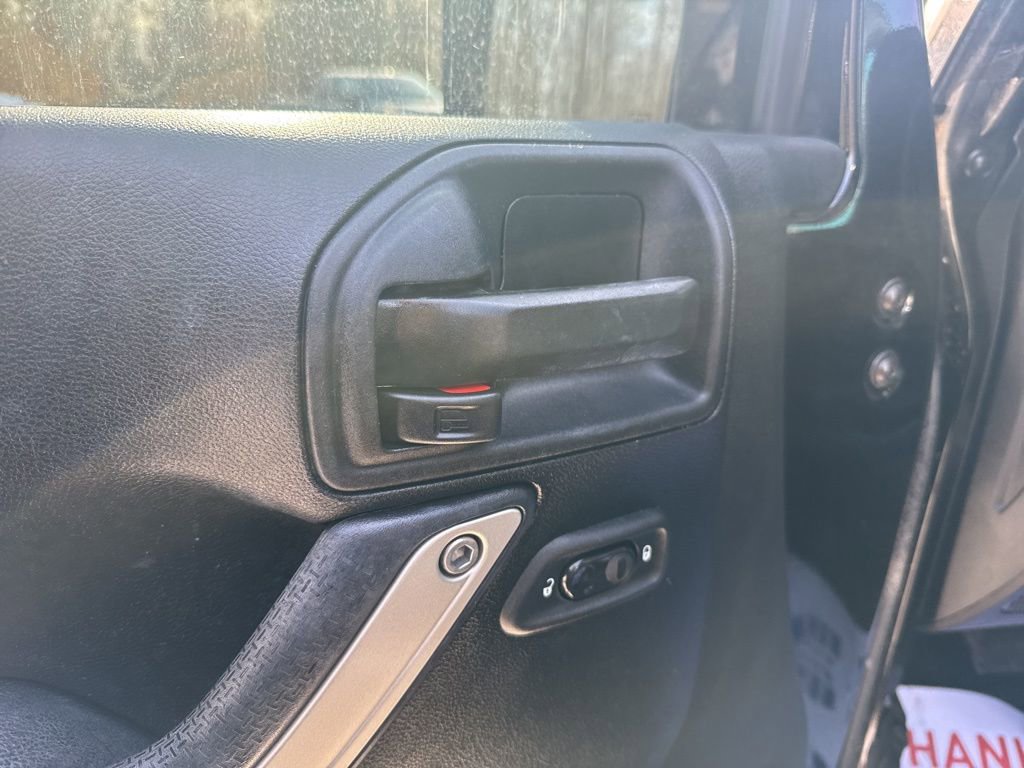 Used 2017 Jeep Wrangler Unlimited Sahara w/ Dual Top Group image 11