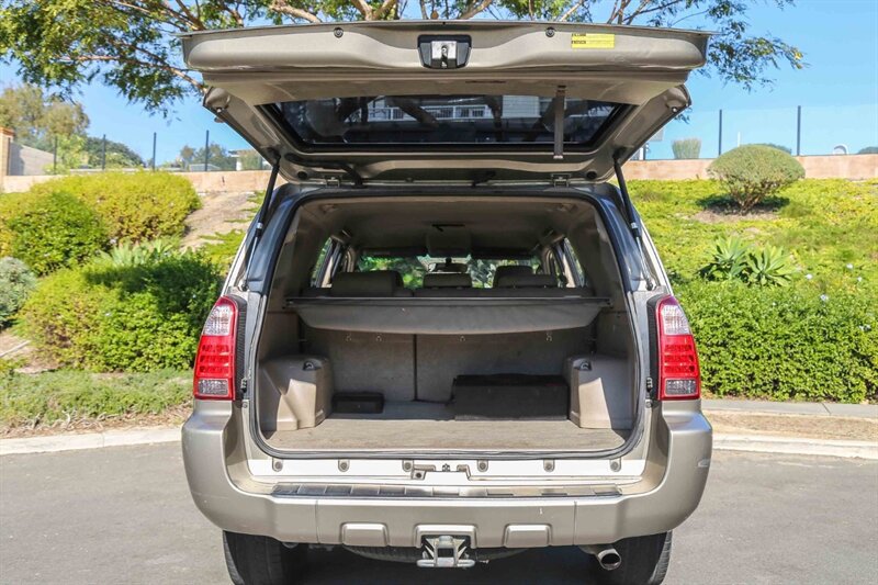 Used 2006 Toyota 4Runner SR5 RWD image 36