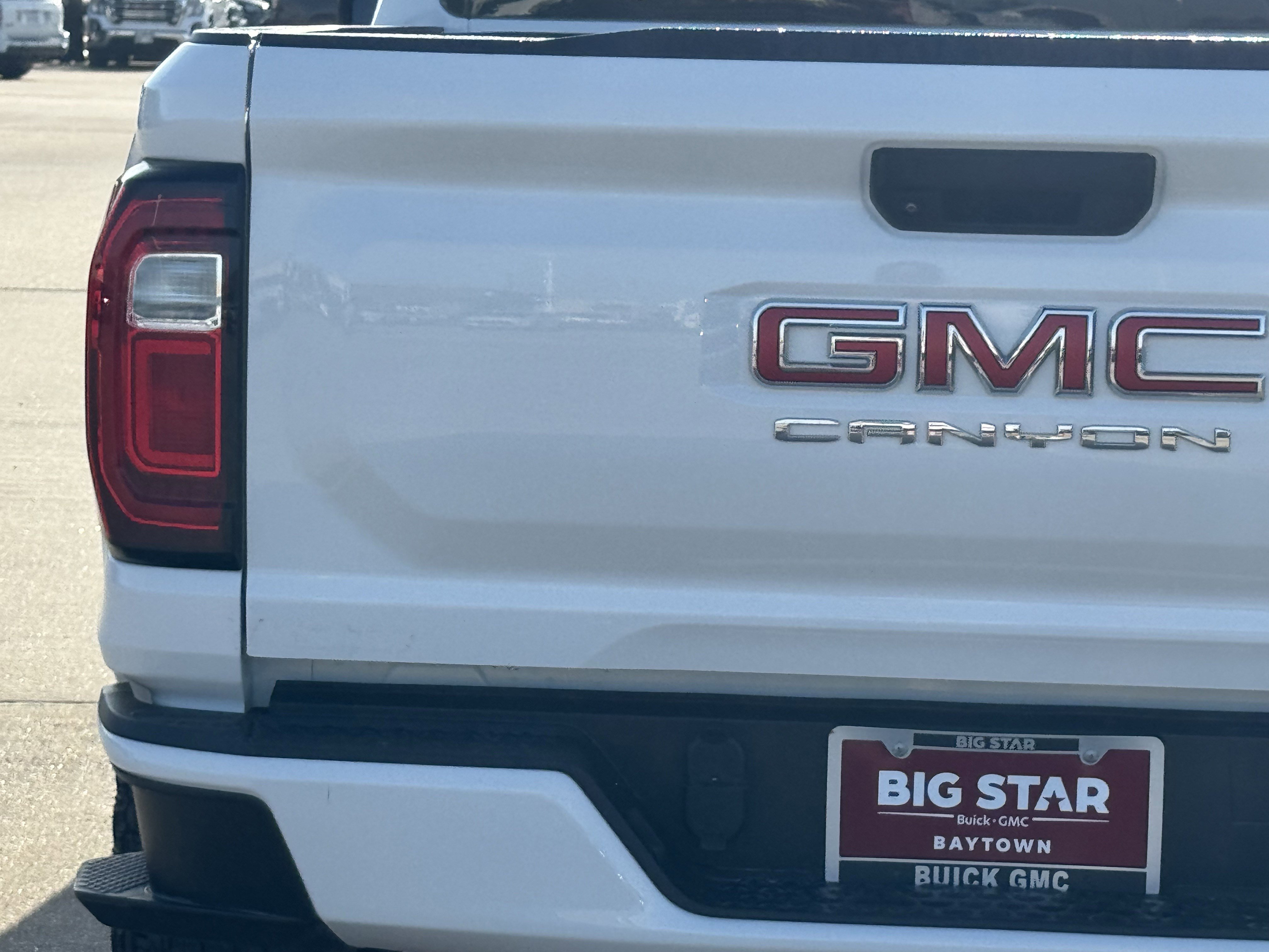 Used 2023 GMC Canyon Elevation w/ Trailering Package image 11