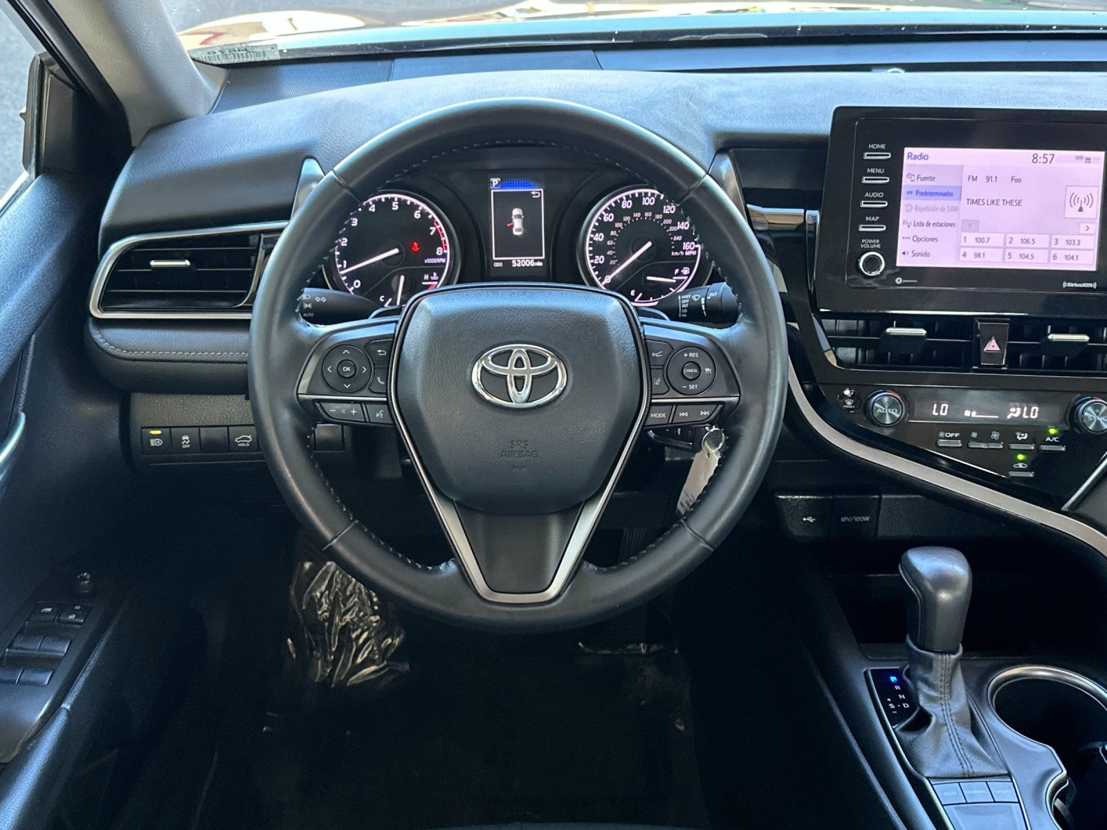 Used 2024 Toyota Camry SE image 13