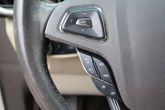 Used 2016 Lincoln MKX Reserve w/ Climate Package FWD image 13
