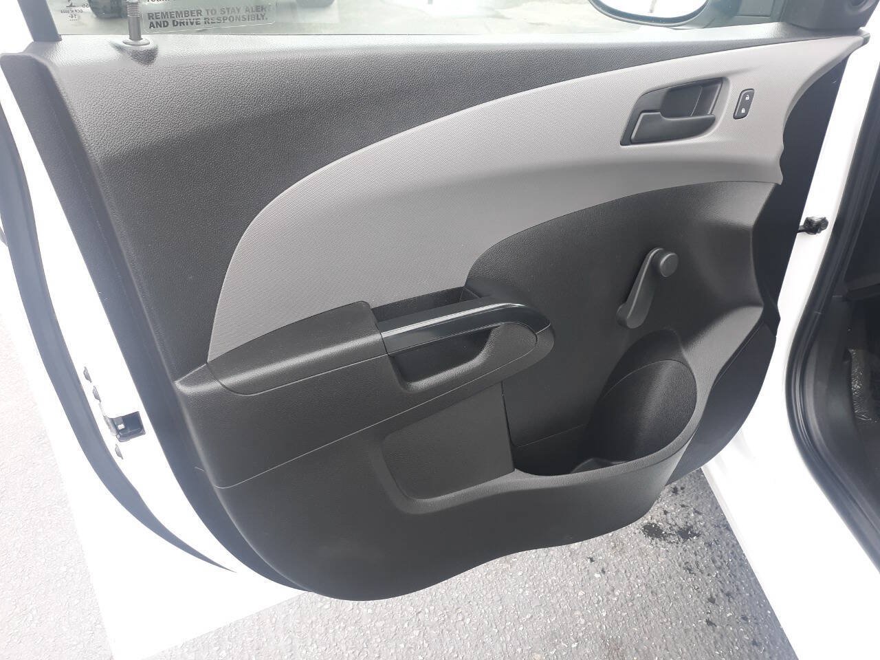 Used 2017 Chevrolet Sonic LT FWD image 13