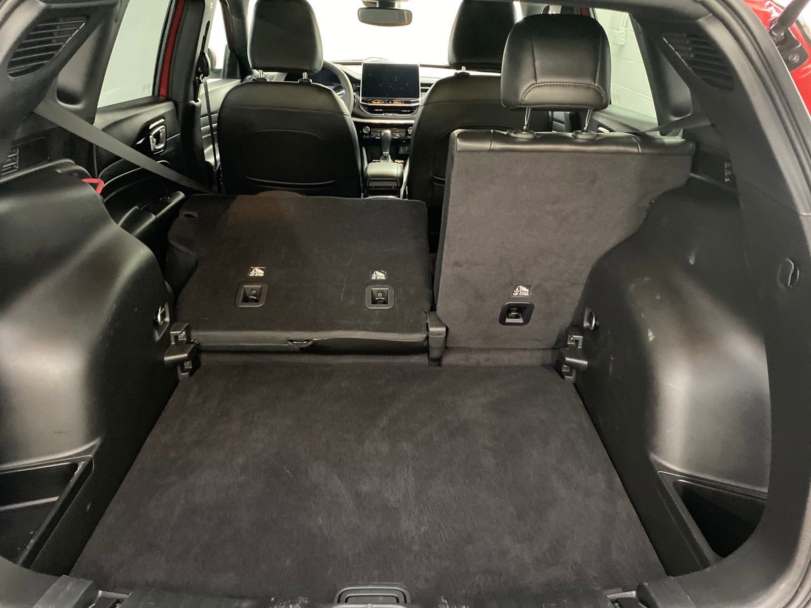 Used 2023 Jeep Compass Limited image 33