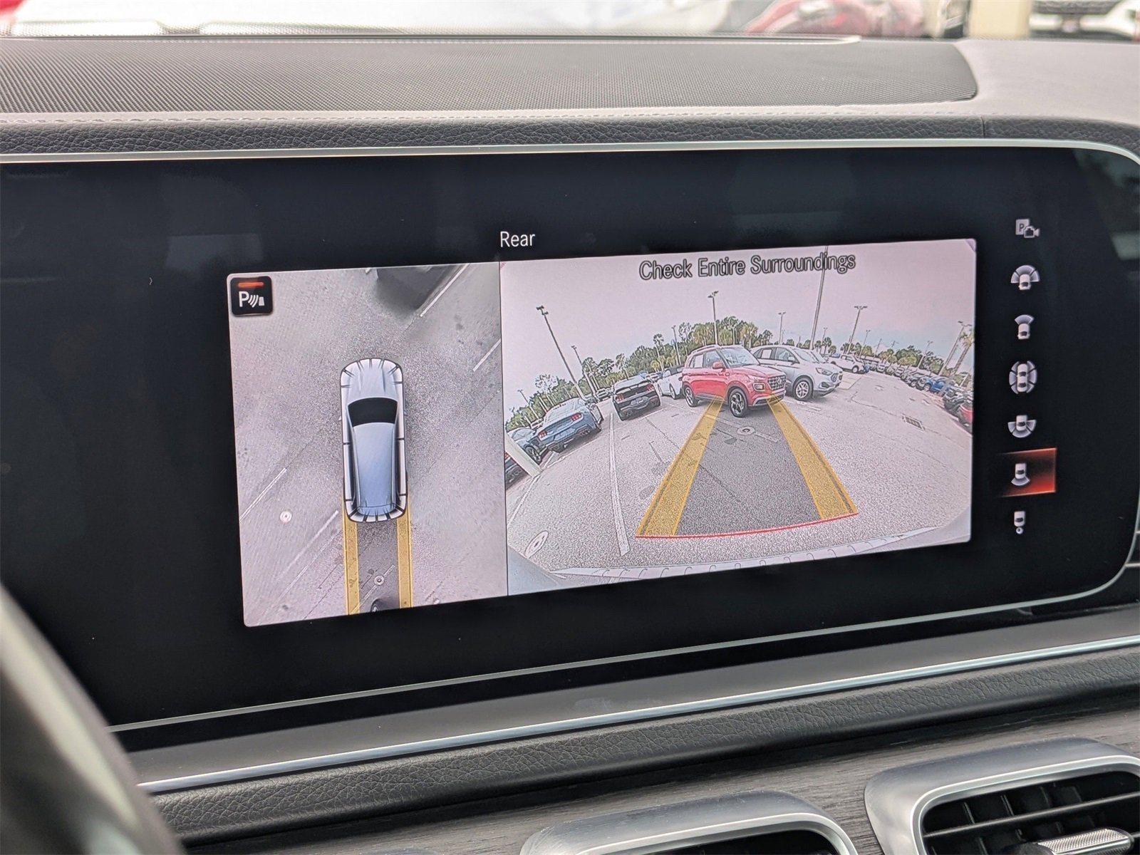 Used 2023 Mercedes-Benz GLS 580 4MATIC image 27