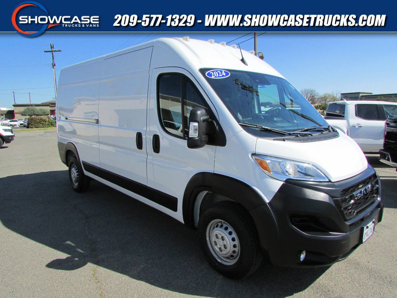 Used 2024 RAM ProMaster 2500 w/ Convenience Group FWD image 1