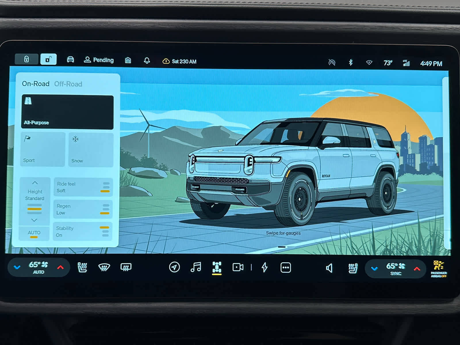 Used 2025 Rivian R1S Adventure image 33