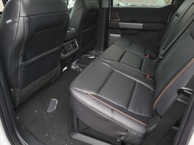 New 2025 Ford F250 Lariat image 25