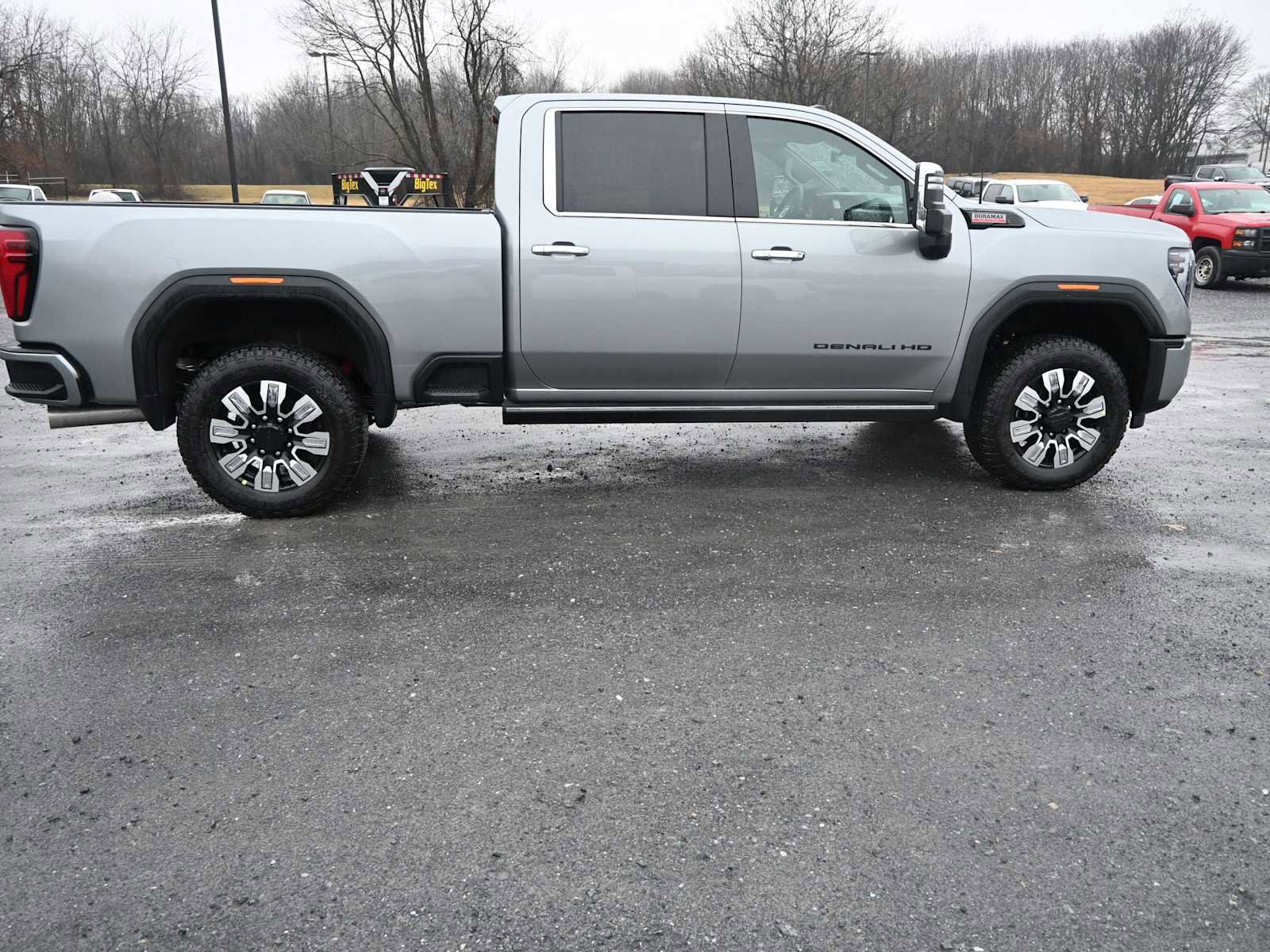 New 2026 GMC Sierra 2500 Denali w/ Denali Reserve Package image 2