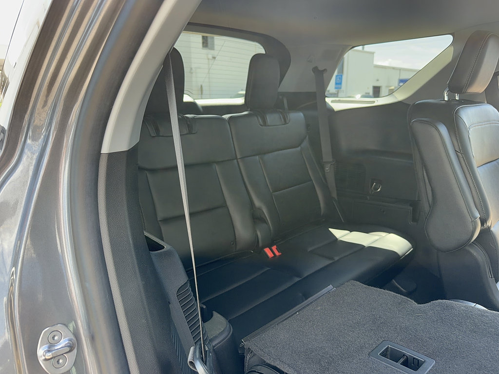 Certified 2022 Ford Explorer Limited RWD image 16