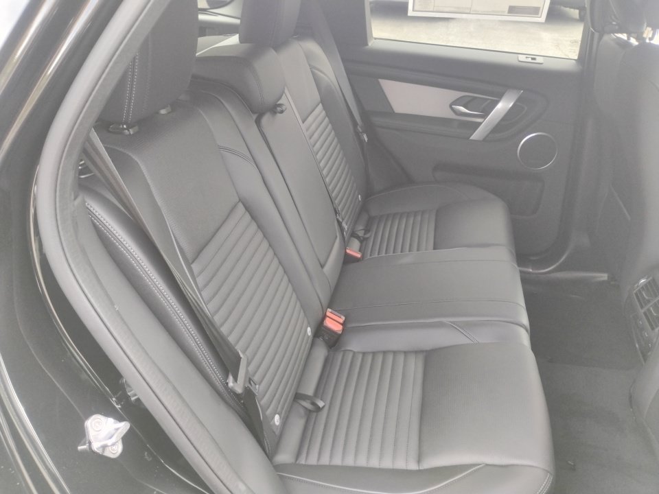 New 2026 Land Rover Discovery Sport Landmark AWD/4WD image 29
