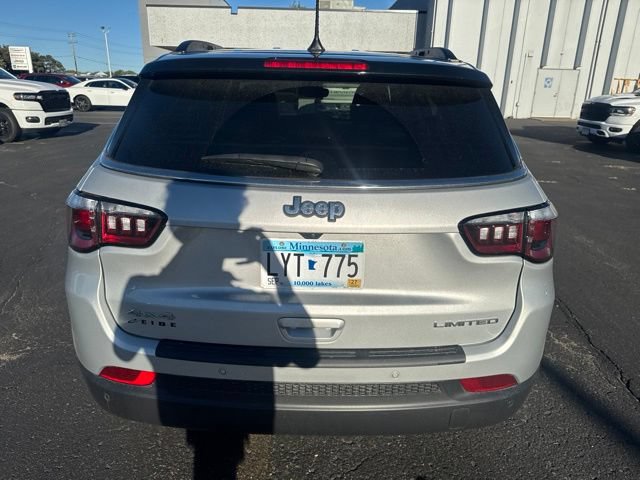 Used 2024 Jeep Compass Limited AWD/4WD image 8