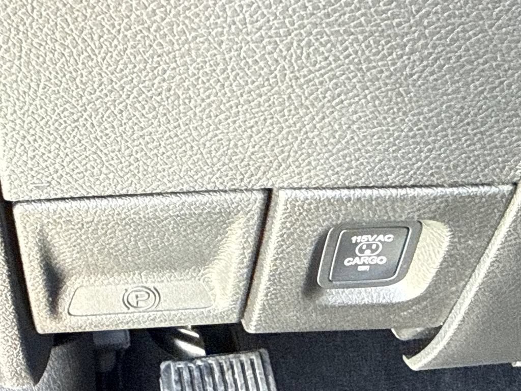 New 2027 RAM 3500 Tradesman AWD/4WD image 23