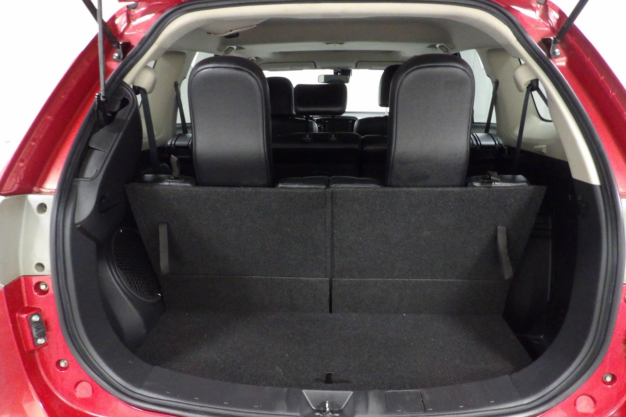 Used 2015 Mitsubishi Outlander GT AWD/4WD image 7
