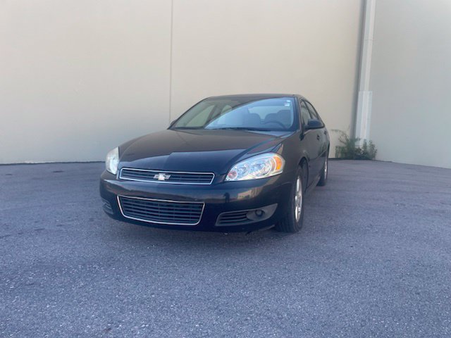 Used 2011 Chevrolet Impala LT FWD image 2