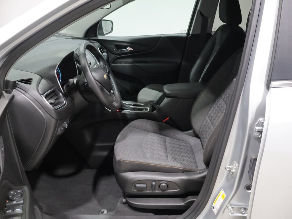 Used 2022 Chevrolet Equinox LT AWD/4WD image 11