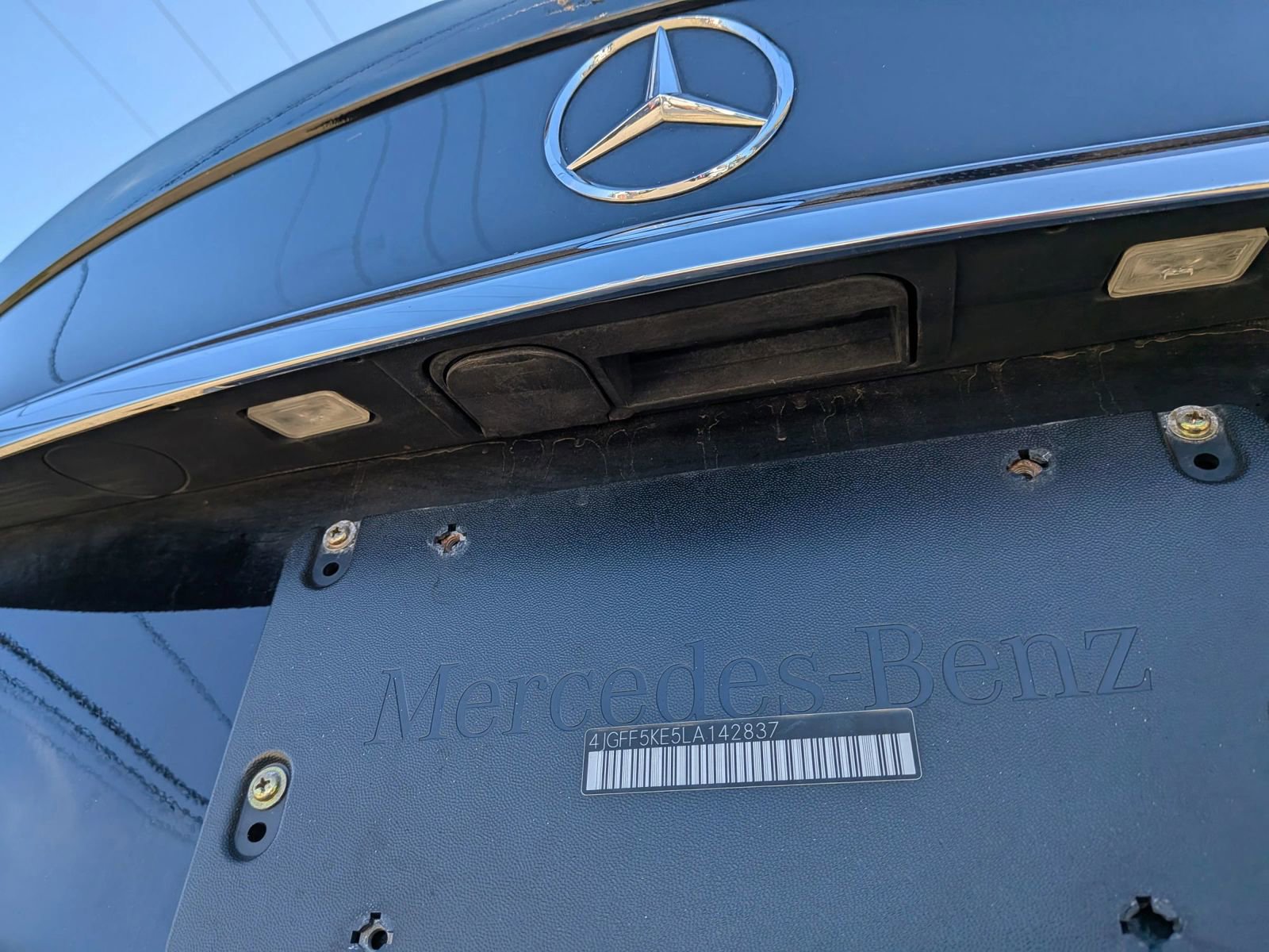 Used 2016 Mercedes-Benz C 300 4MATIC Sedan w/ Multimedia Package image 20