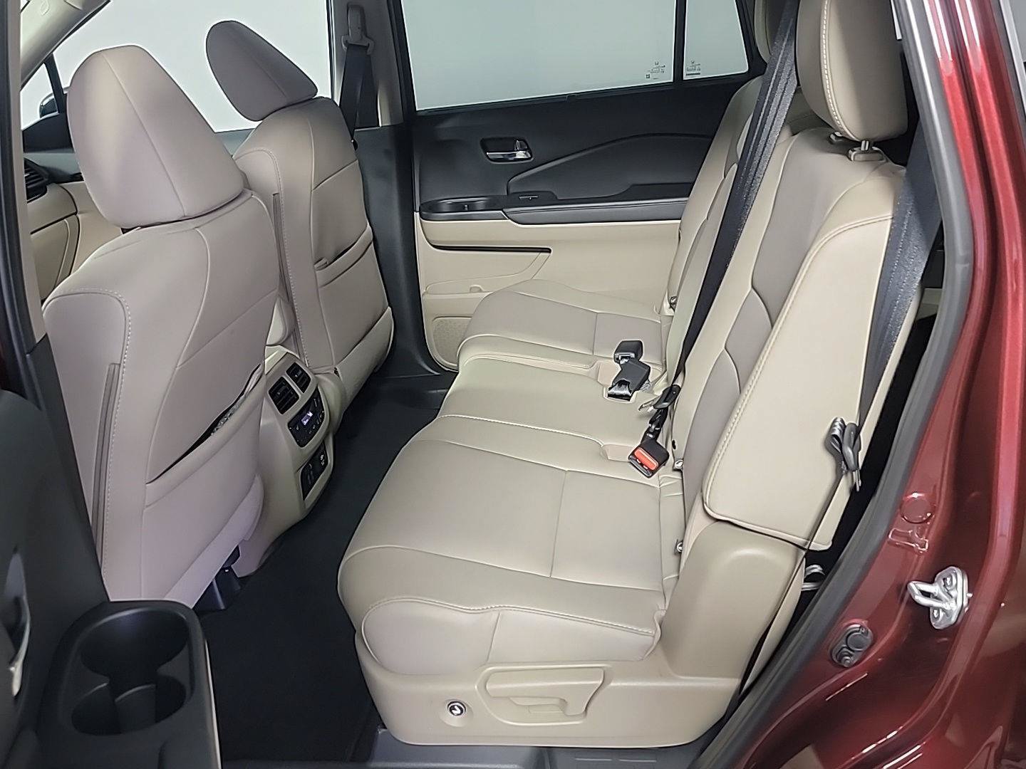 Certified 2021 Honda Pilot Touring image 17