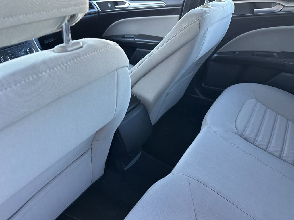 Used 2018 Ford Fusion S image 20
