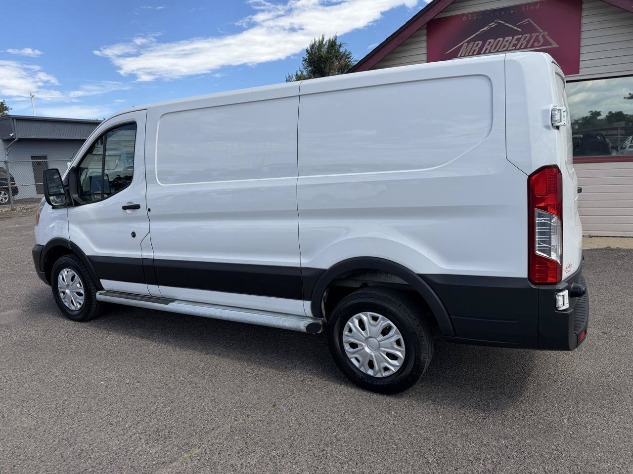 Used 2022 Ford Transit 250 Low Roof w/ Exterior Upgrade Package RWD image 6