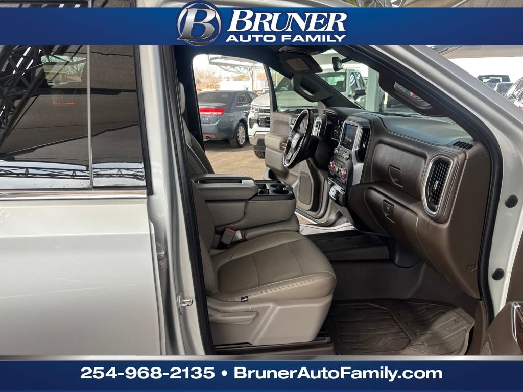 Used 2021 GMC Sierra 1500 SLE w/ X31 Off-Road Package image 17