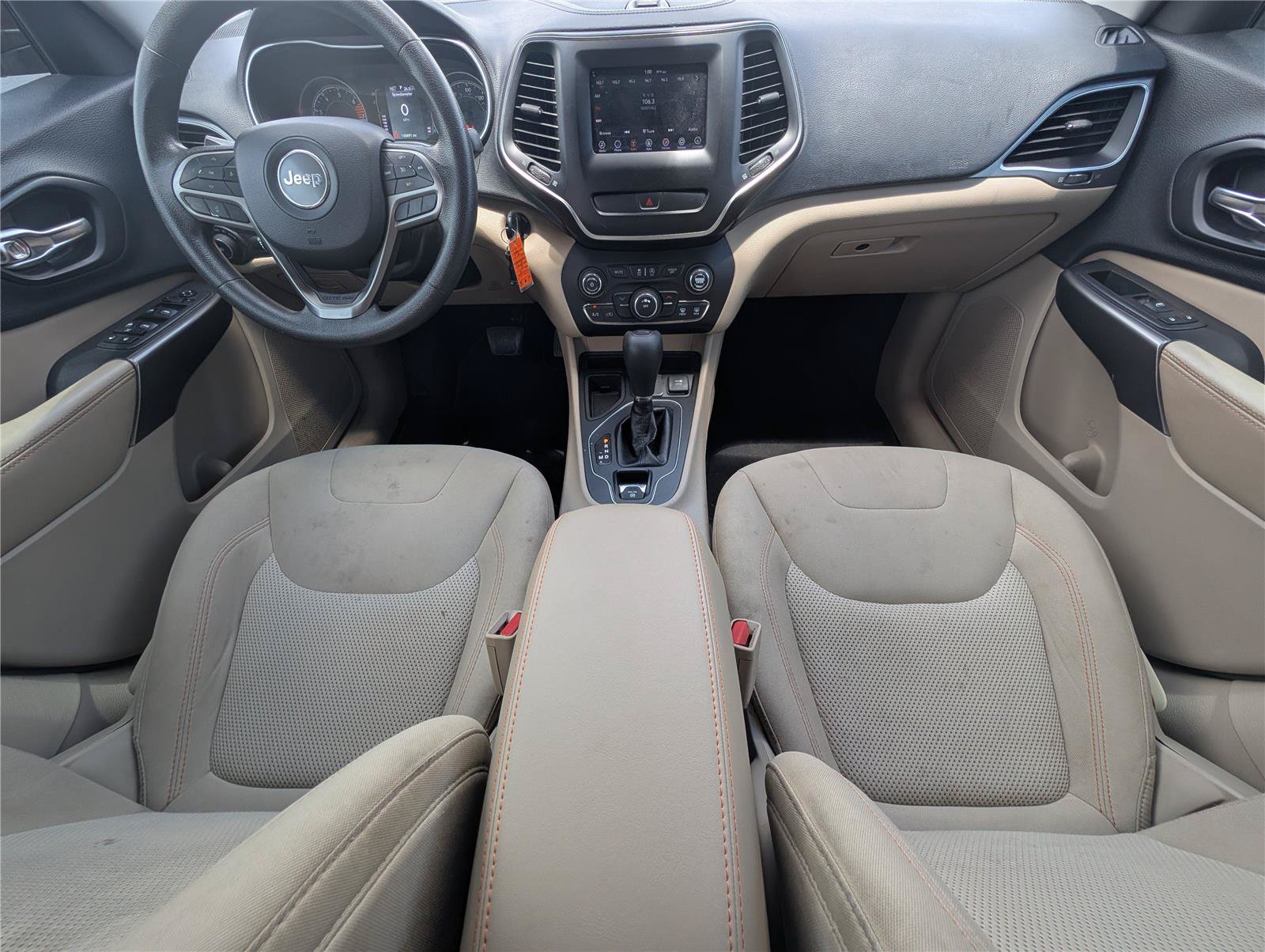 Used 2019 Jeep Cherokee Latitude w/ Popular Appearance Group FWD image 30