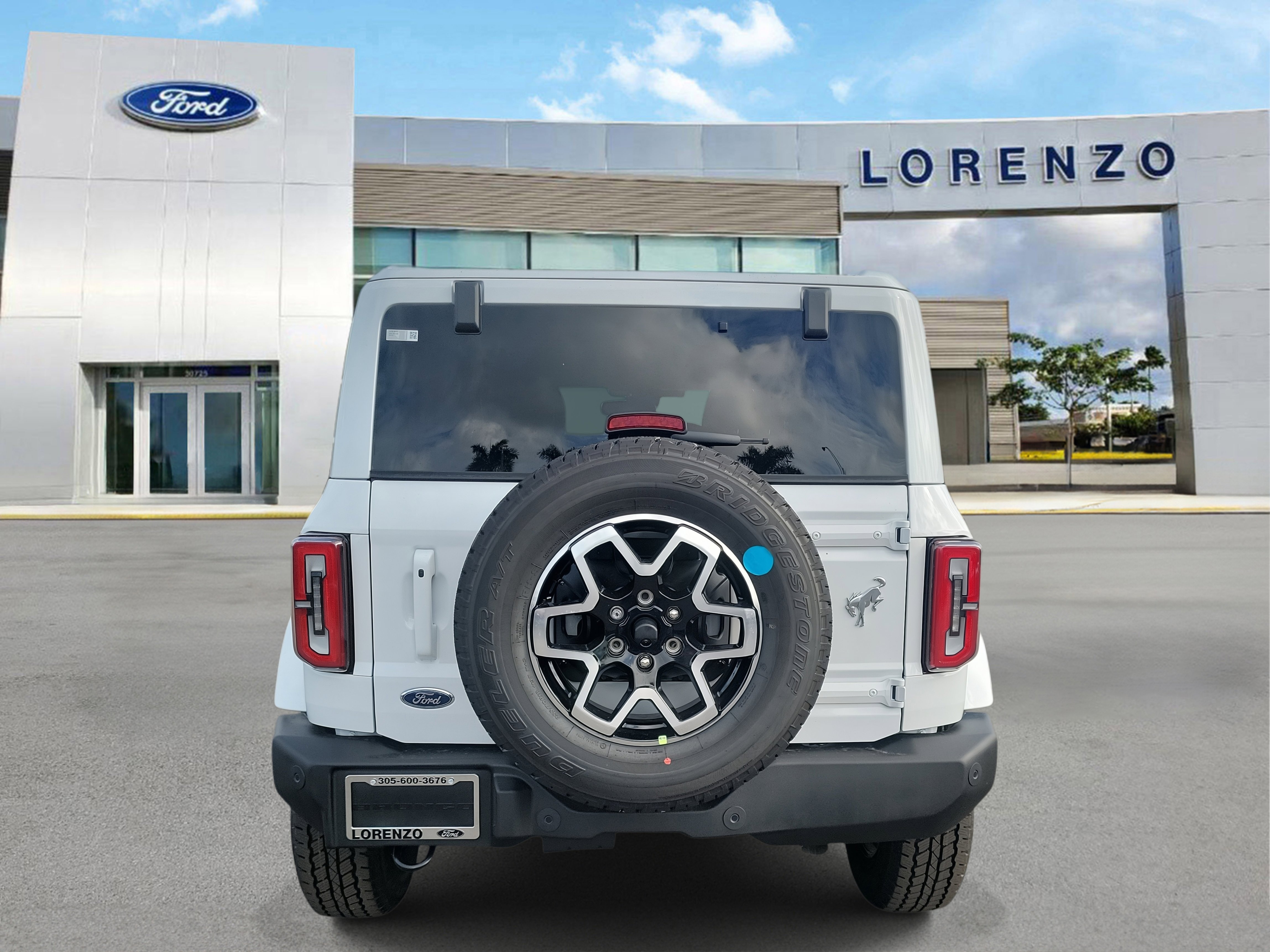 New 2025 Ford Bronco Outer Banks image 5