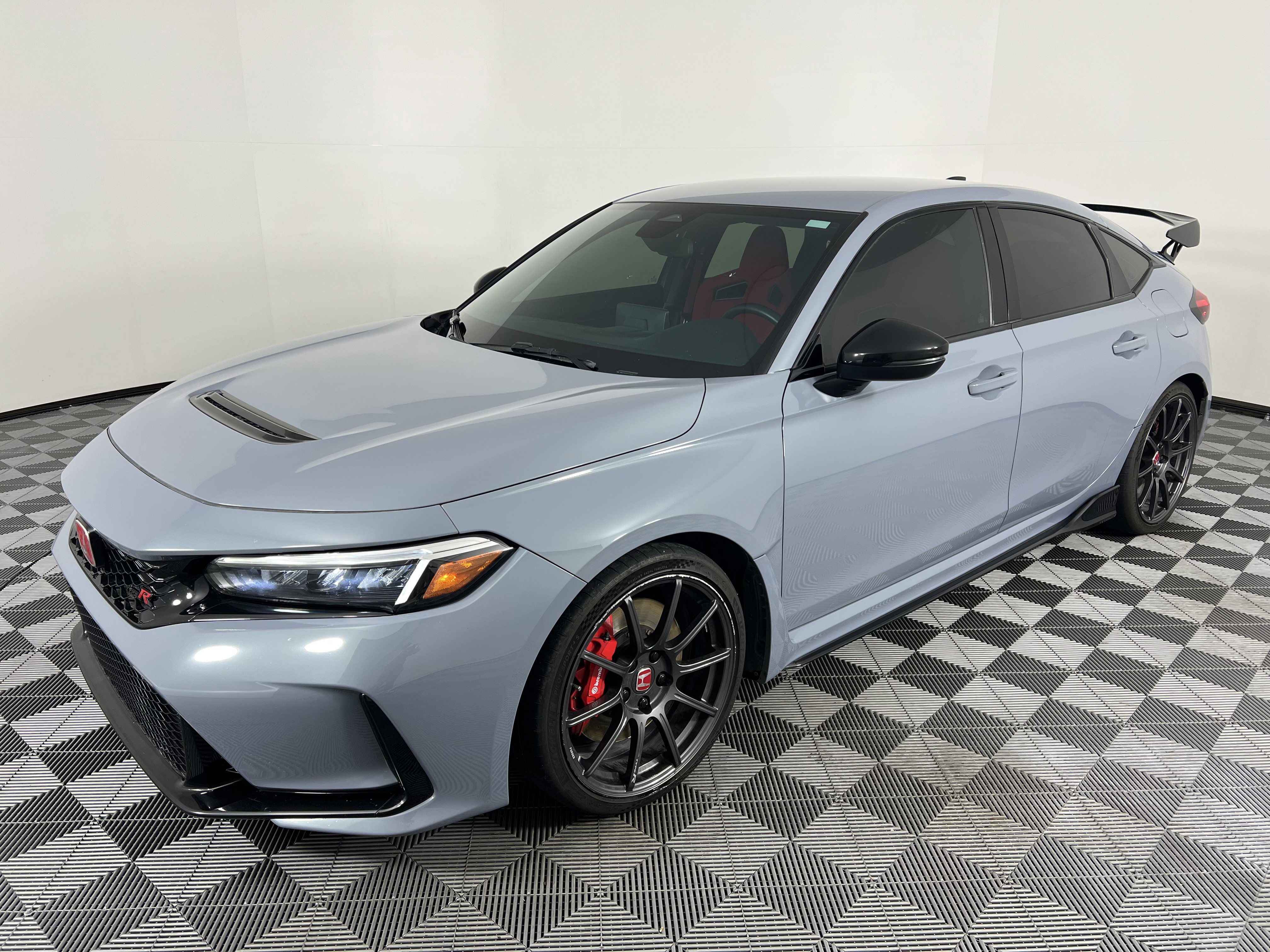 Used 2023 Honda Civic Type R image 8