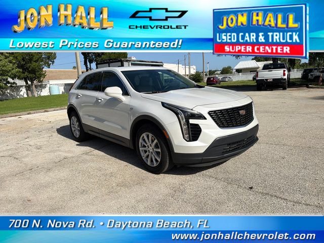 Used 2022 Cadillac XT4 Luxury w/ Driver Awareness Package FWD image 13